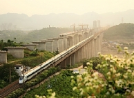  兰州至重庆铁路道口- 嘉陵江大桥